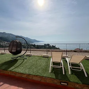 Un Mare Di Fiori Italië